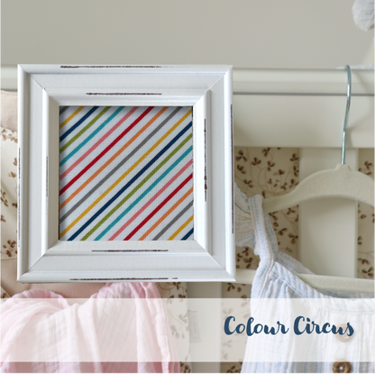 White Frame - Stripes