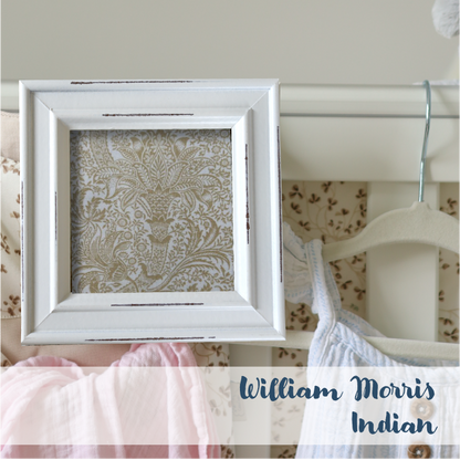 White Frame - Muted